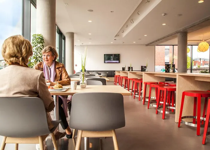 库克斯港旅舍 3*